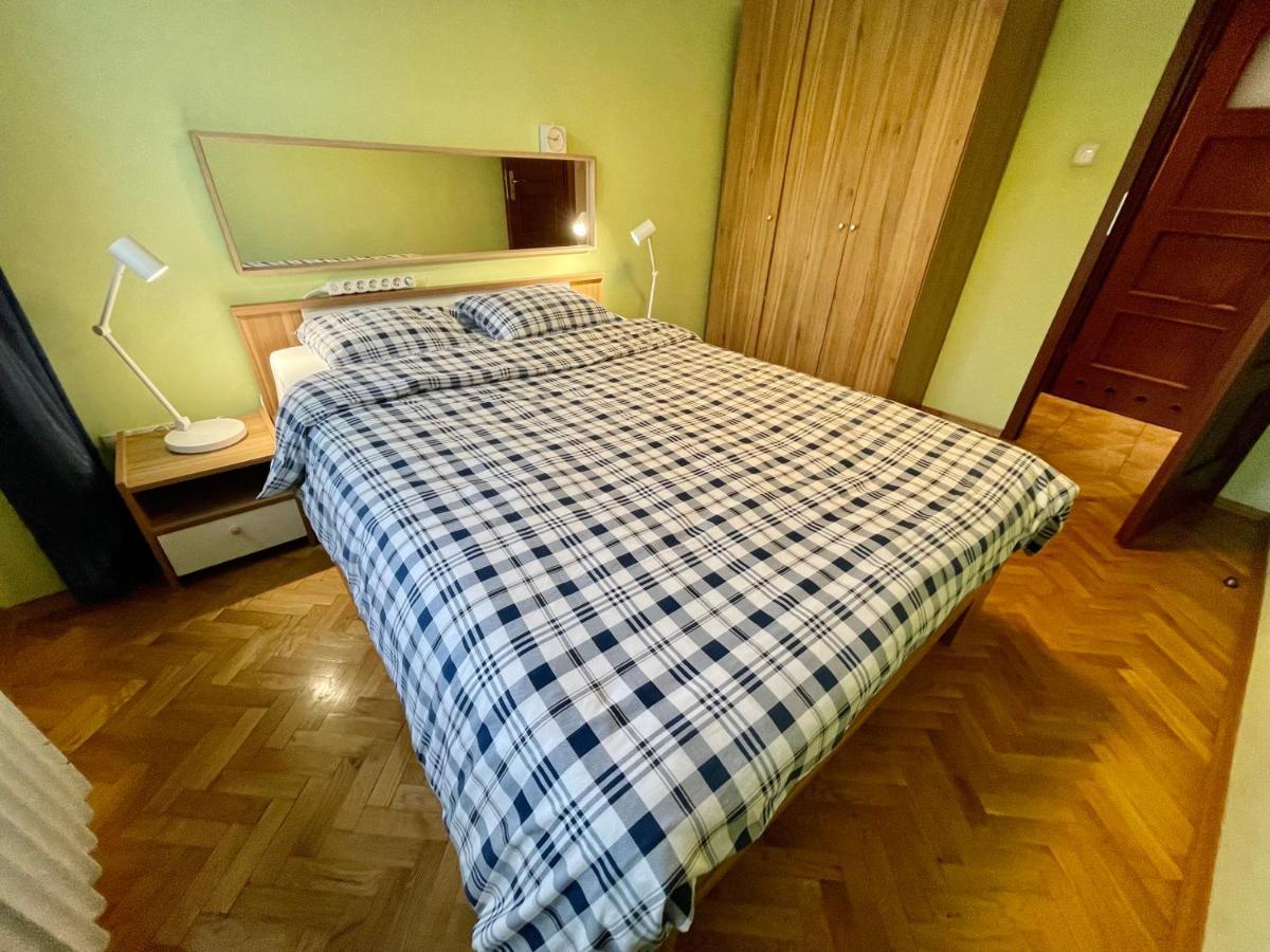 Ferienwohnung Raven Metro Fast Wifi 70'Tv Netflix Hbomax Appletv Warschau Exterior foto